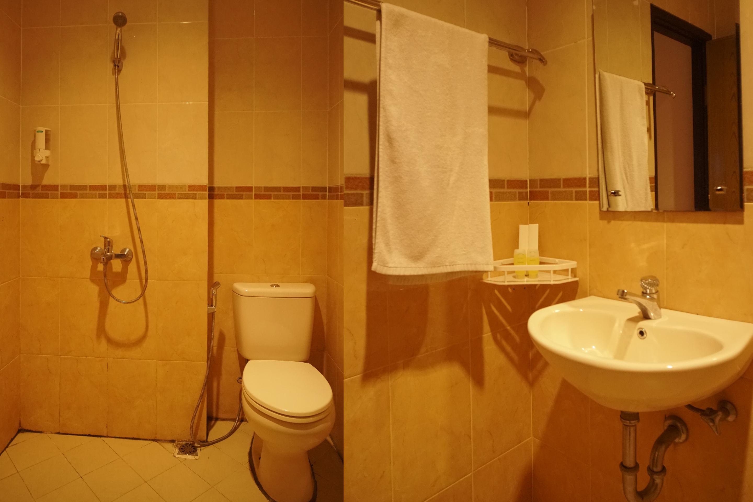 โอโย 142 โฮเต็ล อัลฟูร์กอน ชาเรียะฮ์ Hotel ปาเลมบัง ภายนอก รูปภาพ