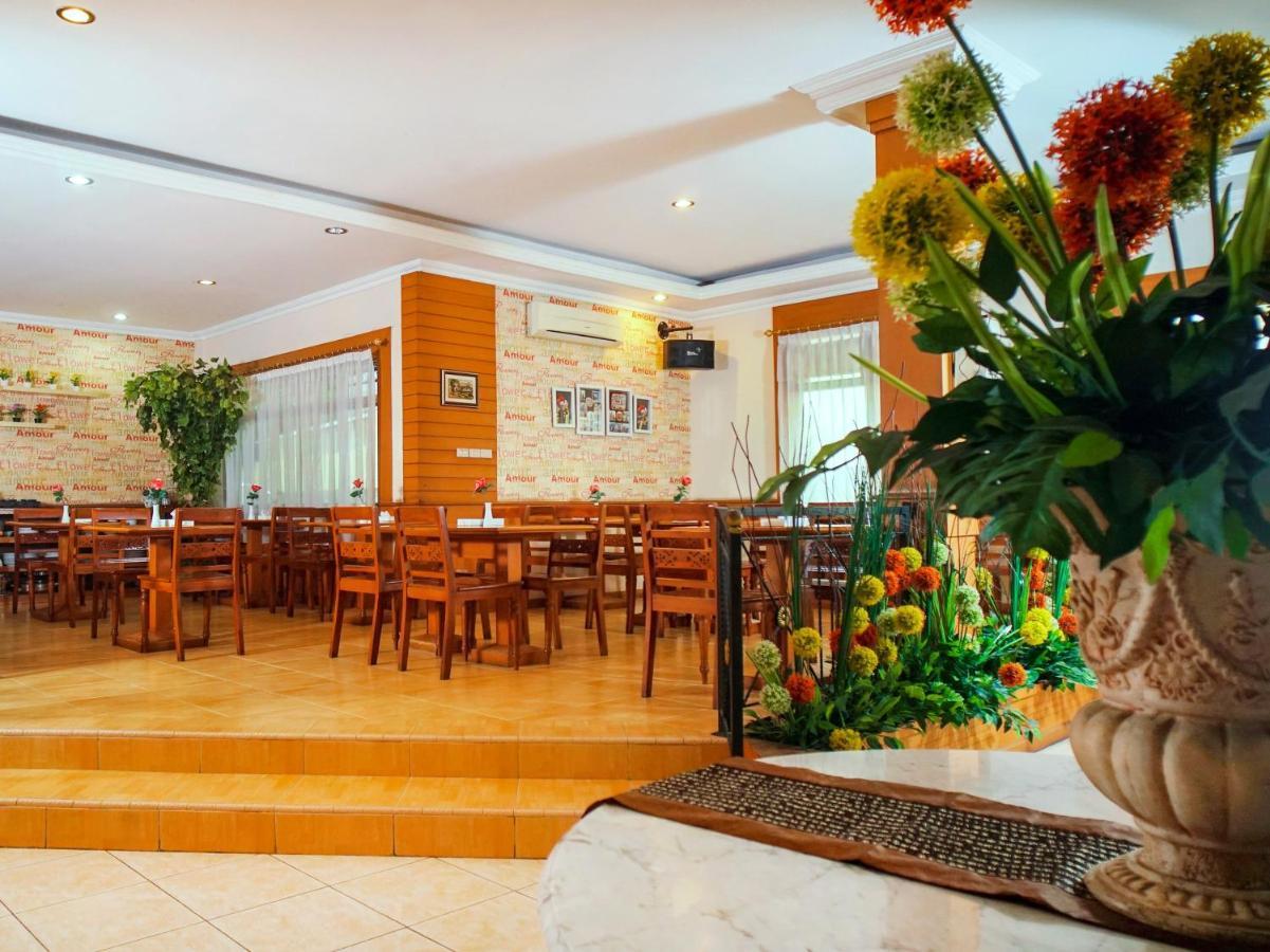 โอโย 142 โฮเต็ล อัลฟูร์กอน ชาเรียะฮ์ Hotel ปาเลมบัง ภายนอก รูปภาพ