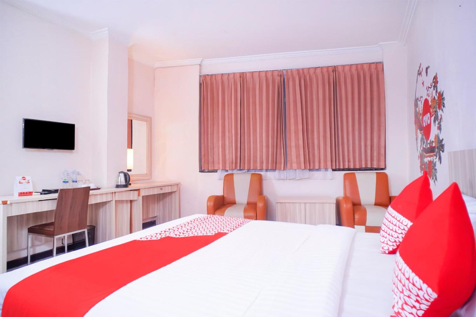 โอโย 142 โฮเต็ล อัลฟูร์กอน ชาเรียะฮ์ Hotel ปาเลมบัง ภายนอก รูปภาพ
