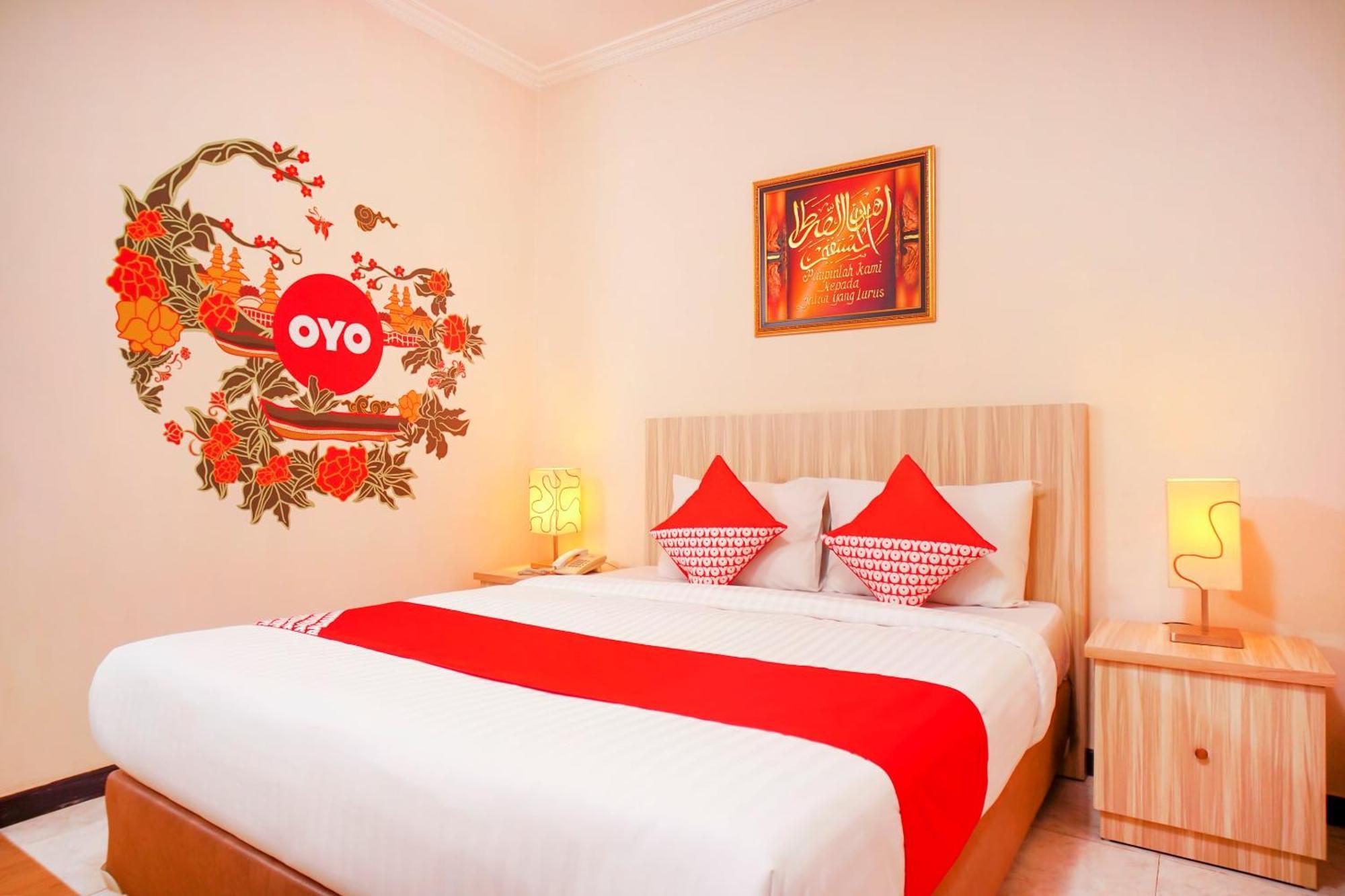 โอโย 142 โฮเต็ล อัลฟูร์กอน ชาเรียะฮ์ Hotel ปาเลมบัง ภายนอก รูปภาพ
