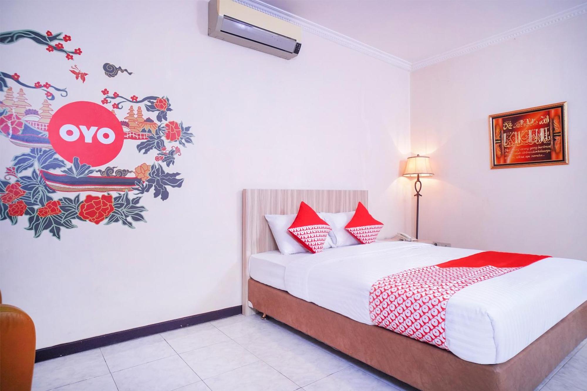 โอโย 142 โฮเต็ล อัลฟูร์กอน ชาเรียะฮ์ Hotel ปาเลมบัง ภายนอก รูปภาพ