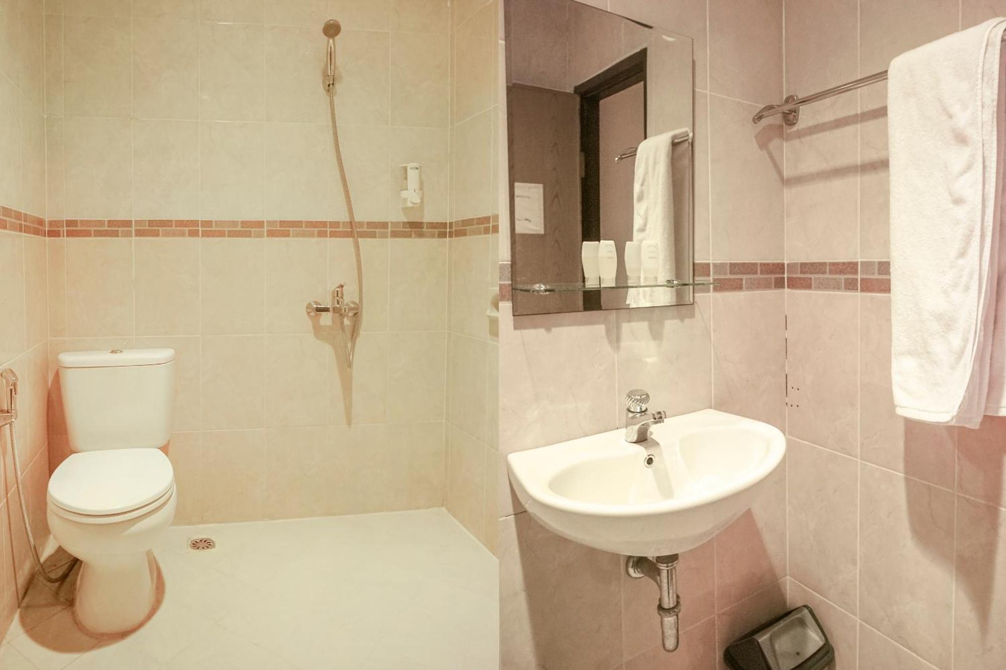 โอโย 142 โฮเต็ล อัลฟูร์กอน ชาเรียะฮ์ Hotel ปาเลมบัง ภายนอก รูปภาพ